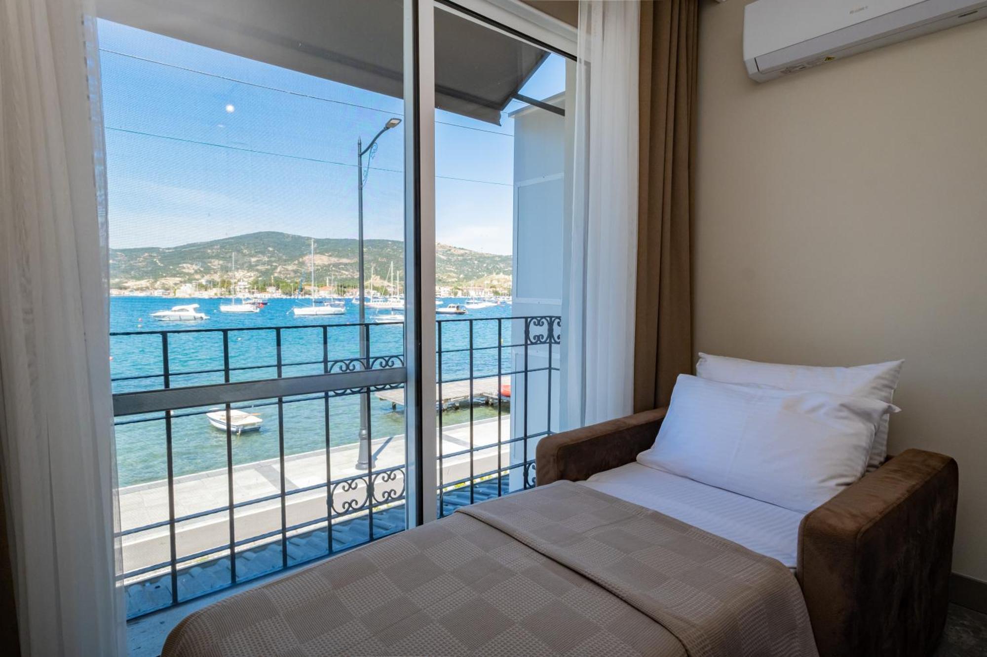 Bd Suites Foça Extérieur photo