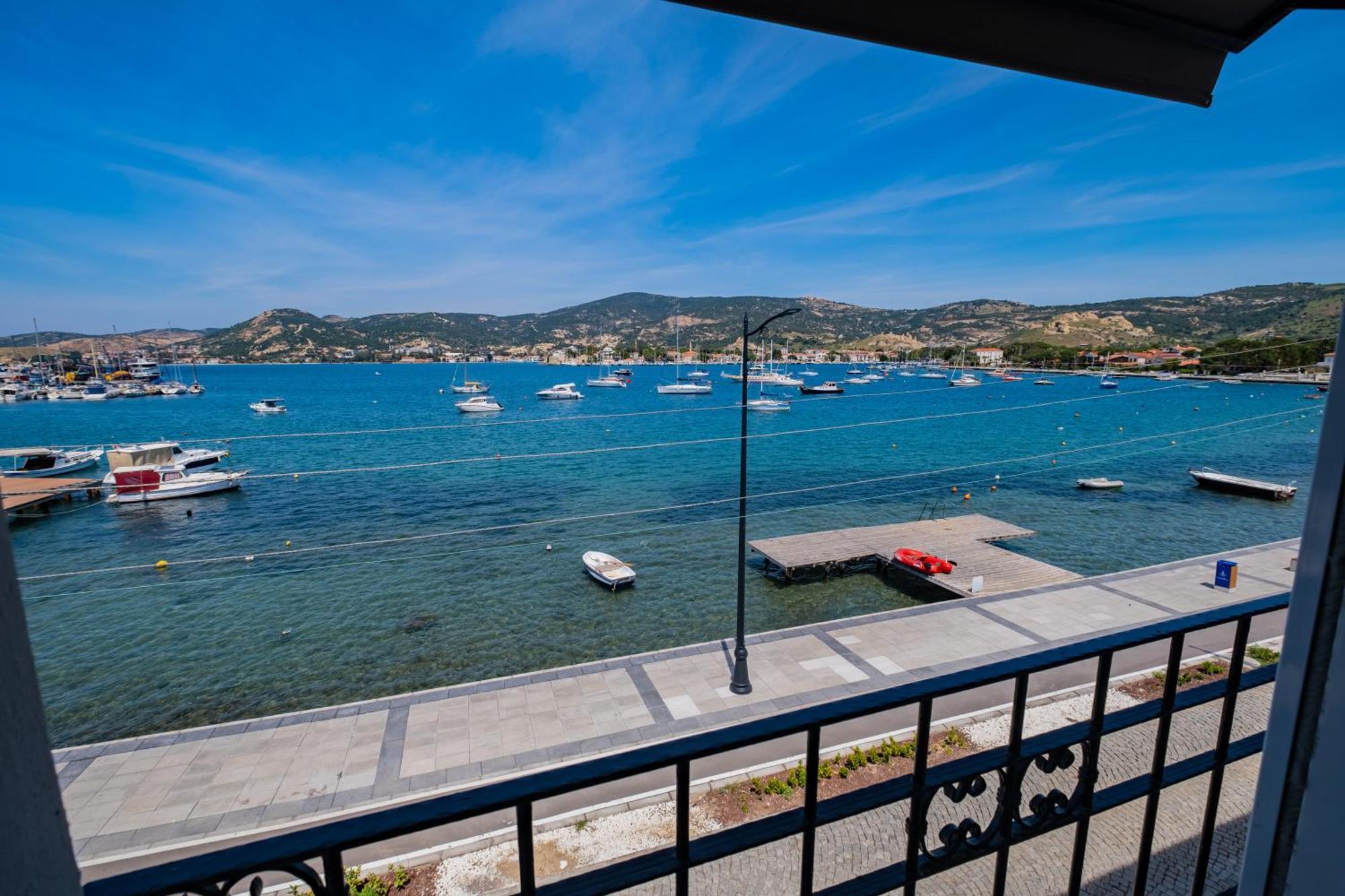 Bd Suites Foça Extérieur photo