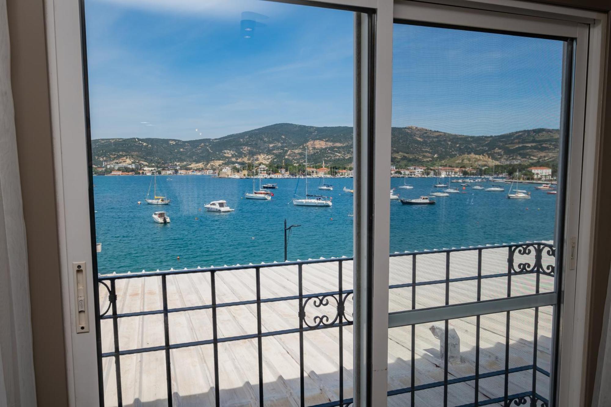 Bd Suites Foça Extérieur photo