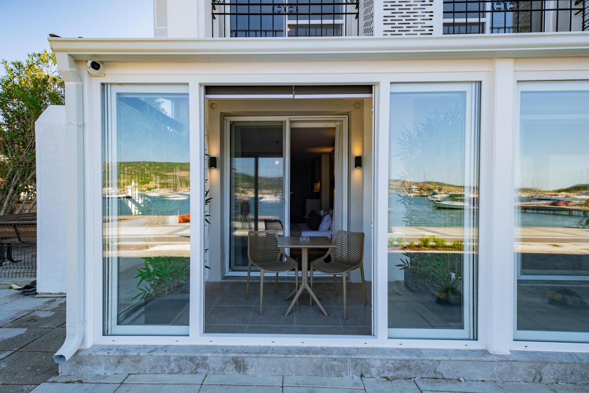 Bd Suites Foça Extérieur photo