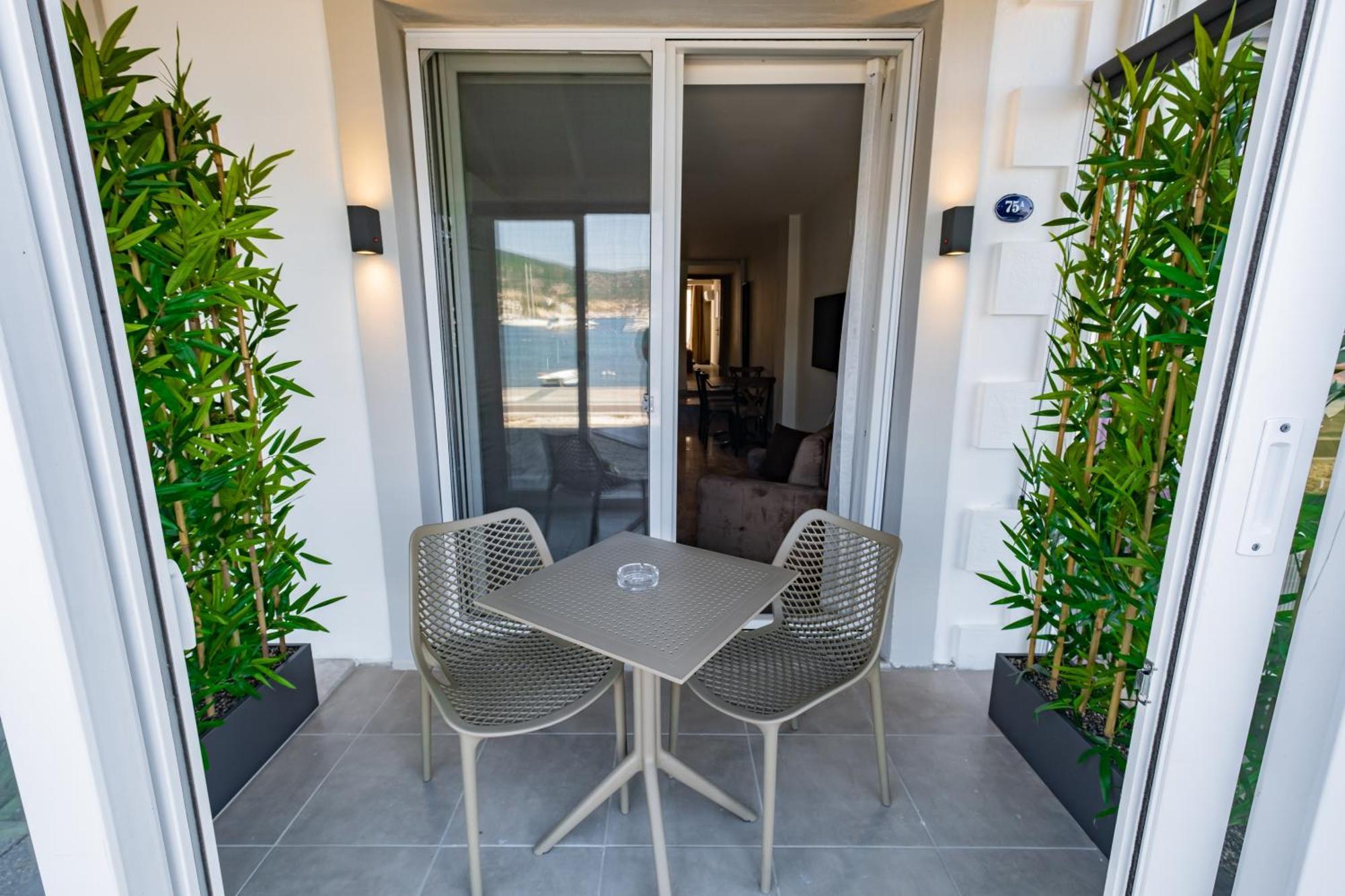 Bd Suites Foça Extérieur photo