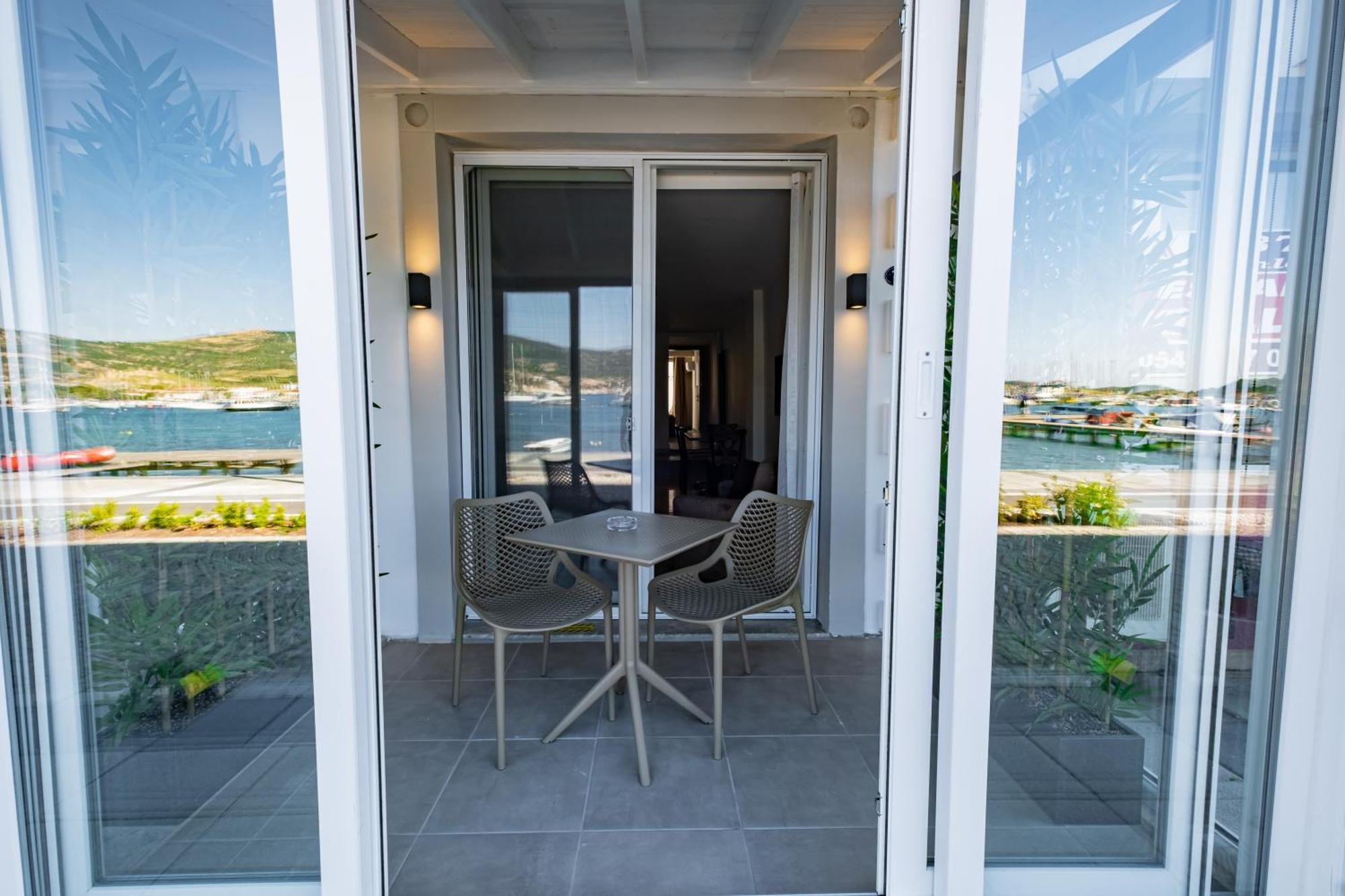 Bd Suites Foça Extérieur photo